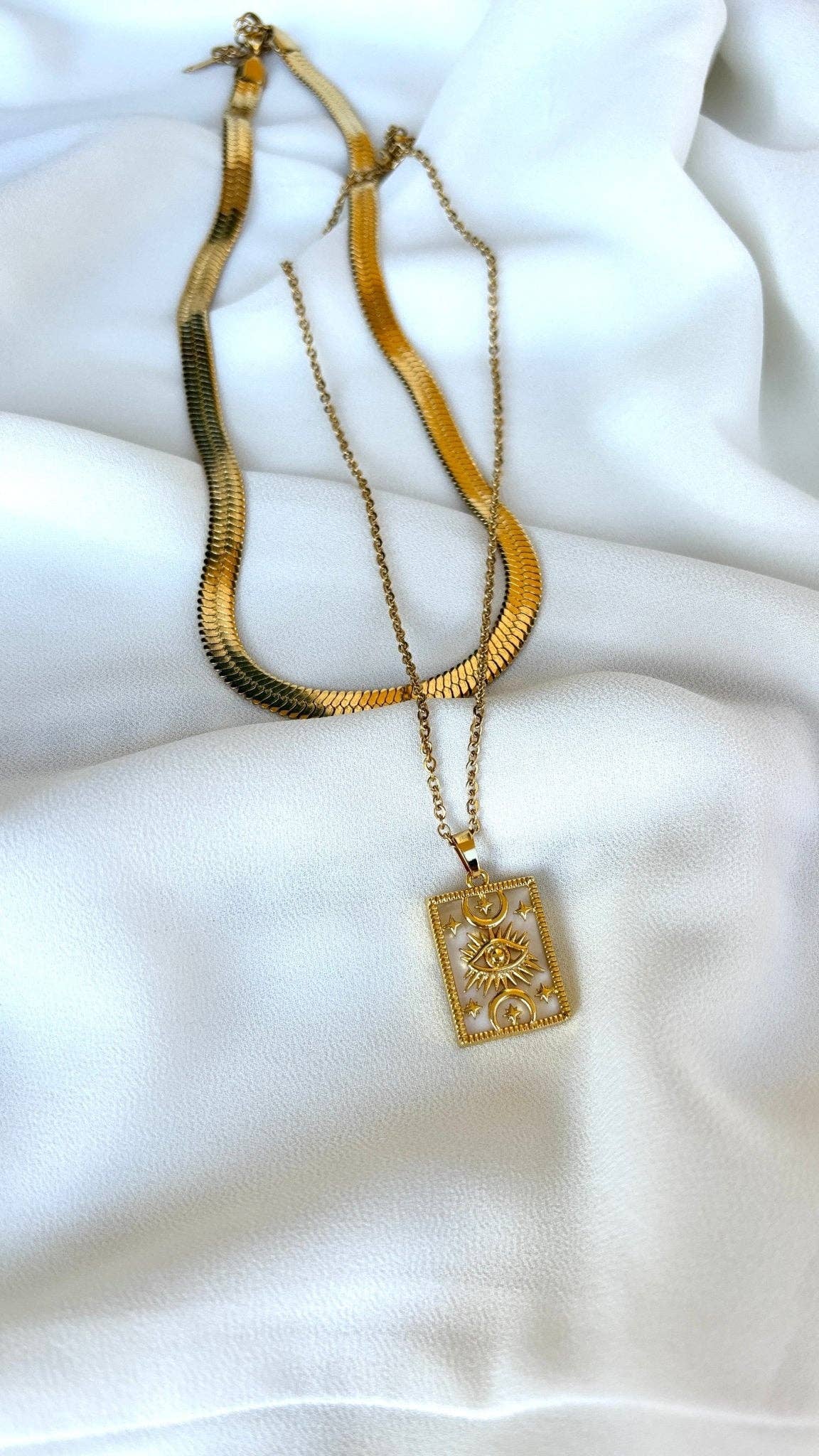 Serenity Pearl Protector - Collier Céleste acier inoxydable "Plaqué or 18 carats"