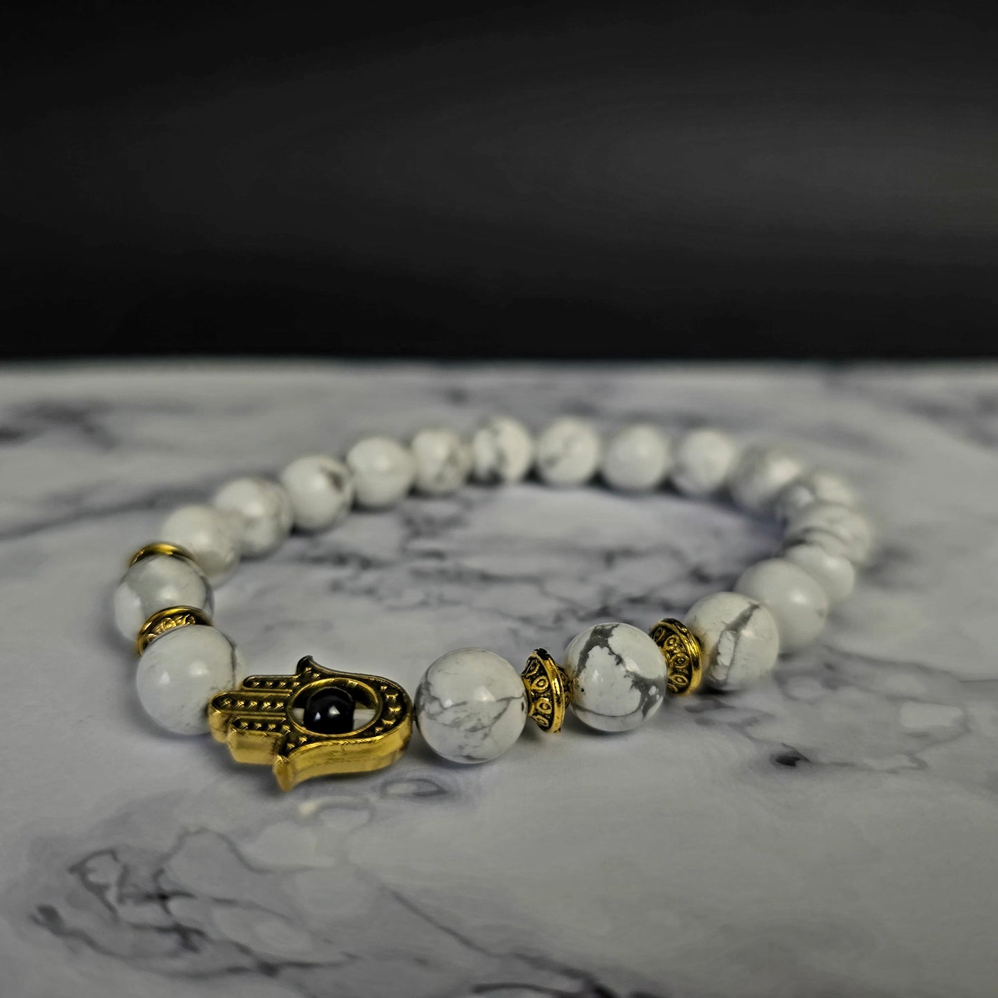 Bracelet Pierre de lave & Main de Fatma