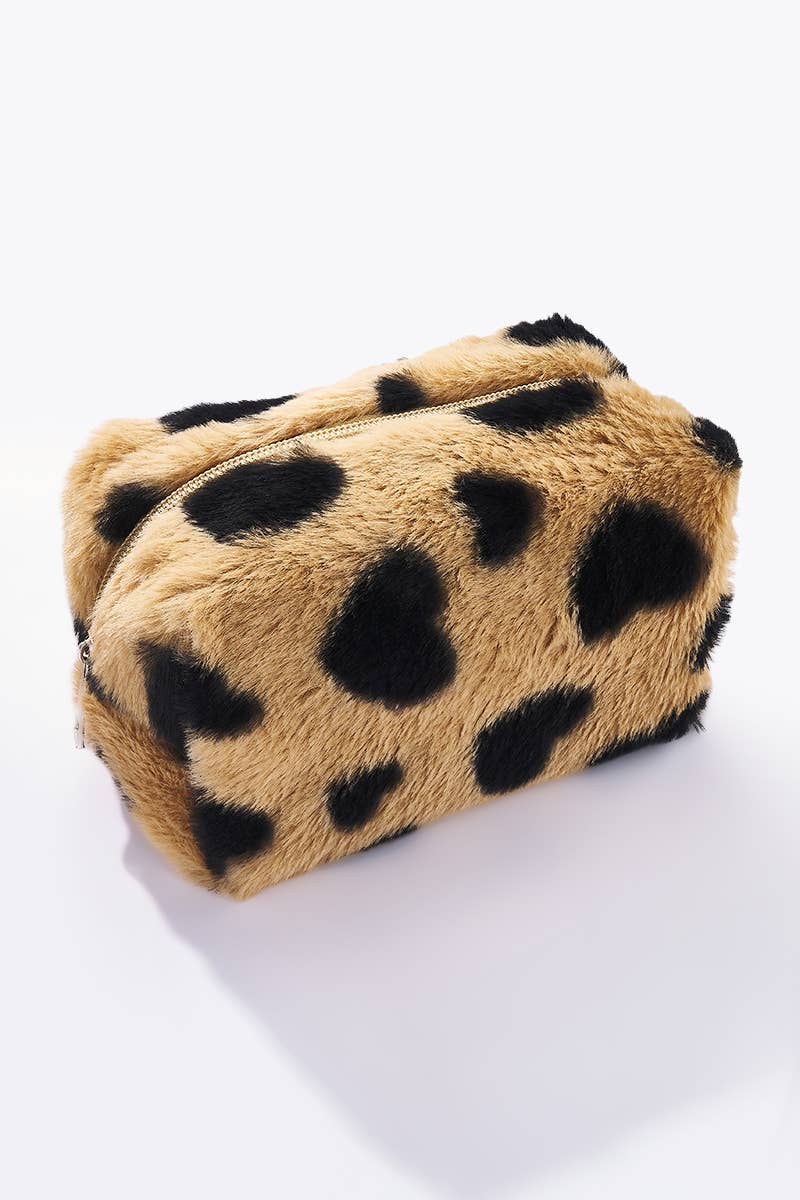 Trousse fausse fourrure motif cœur