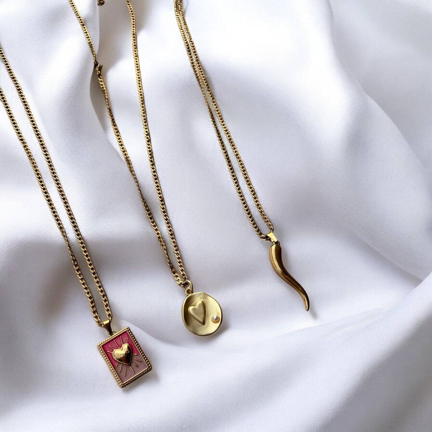 Collier avec Pendentif Cœur en Acier
