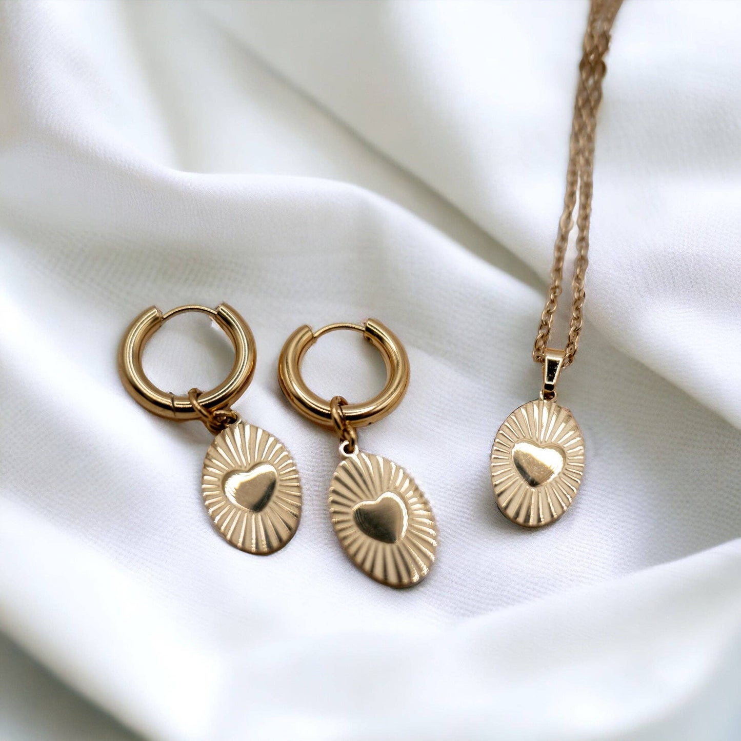 Collier avec pendentif cœur - Acier inoxydable plaqué or 18k
